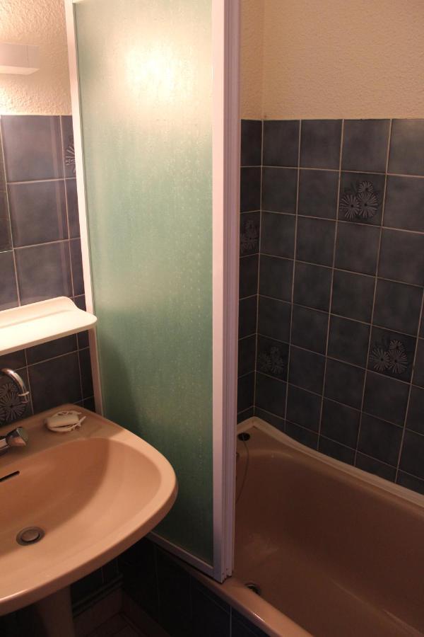 Appartement Au Calme, A Deux Pas Du Plan D Eau 엠브룬 외부 사진